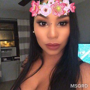 Meet your Posher, Ana